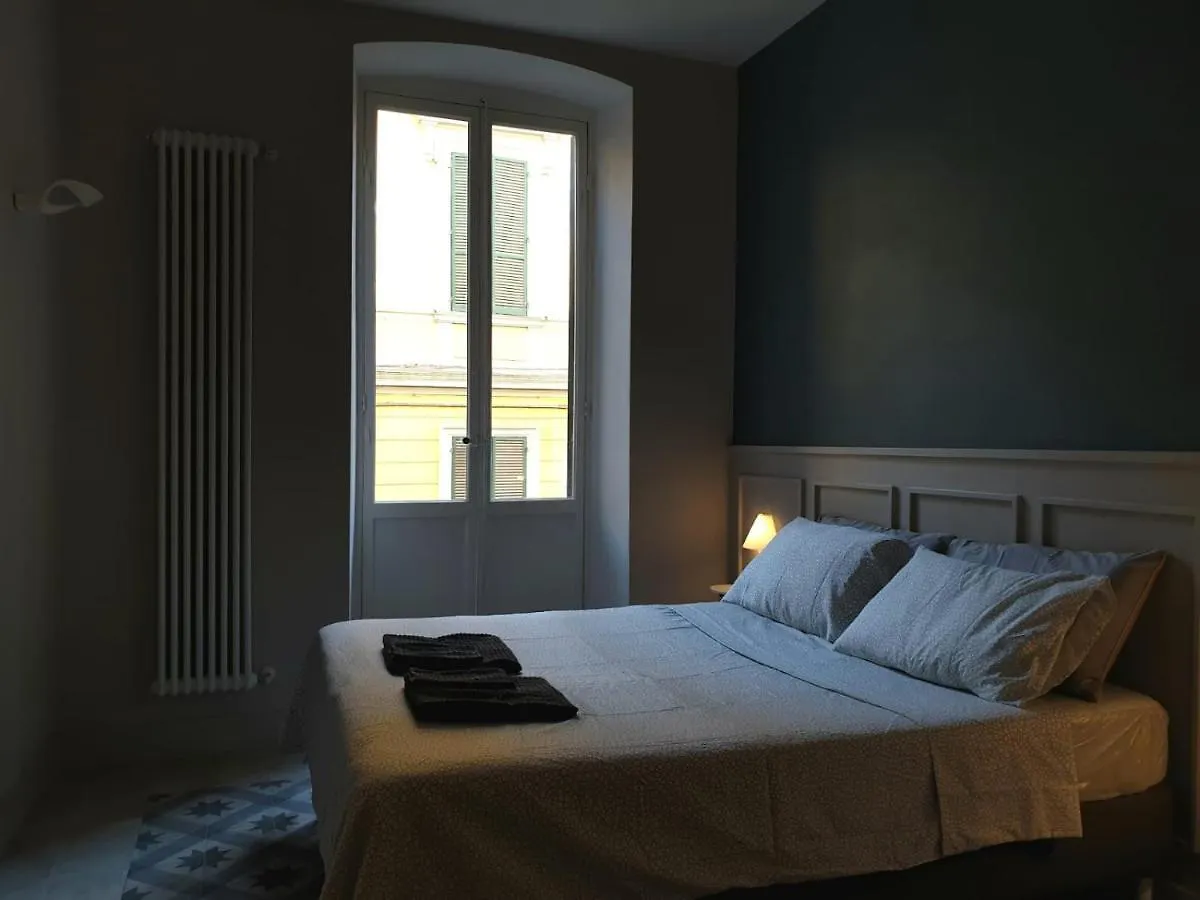 Casa222 - Stylish Apartment La Spezia Old Town - 5' Station To Cinque Terre 0*,  Italy